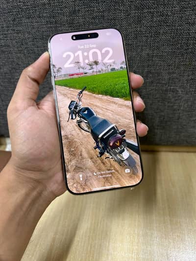 Apple iPhone 16 Pro Max JV