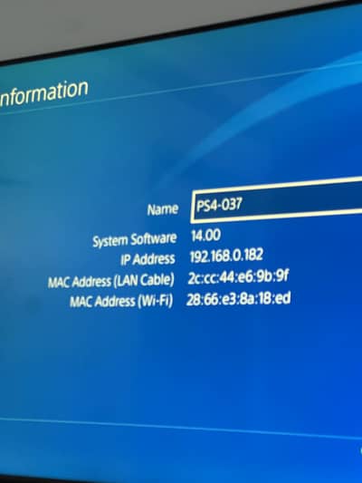Ps4 Slim 1 TB with one controller (controller not orignal)
