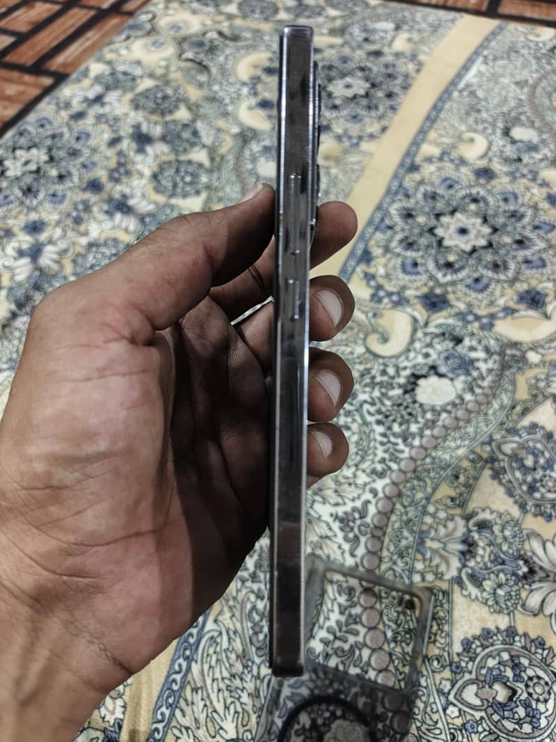 Infinix Note 40 4
