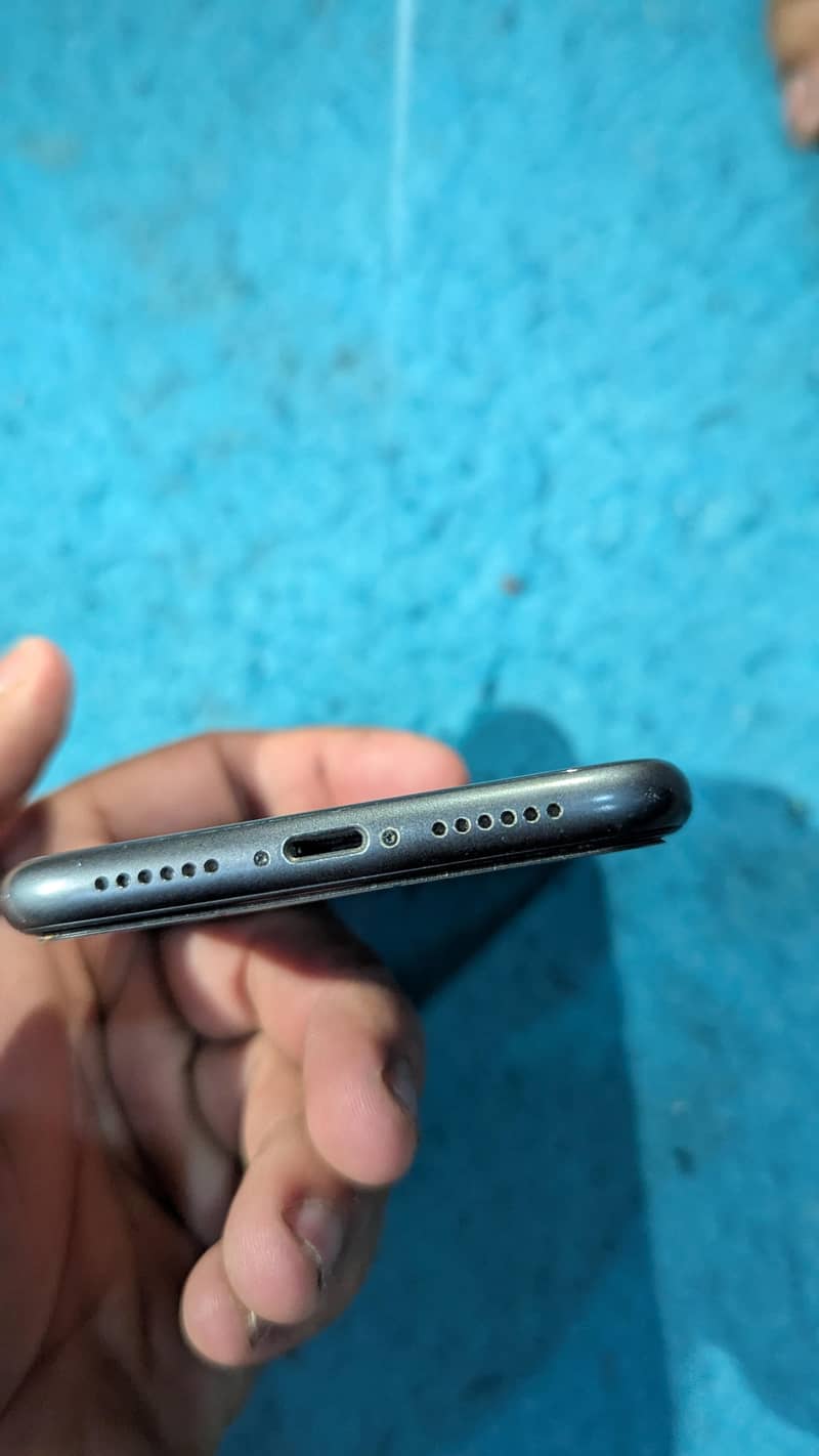Apple iPhone 11 1