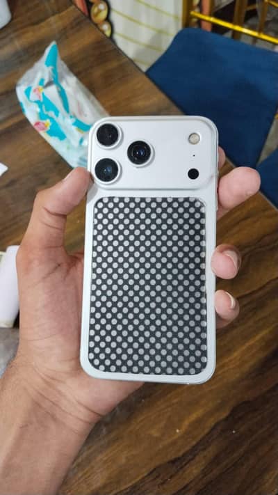 Apple iPhone 11 Covert 17 pro Silver