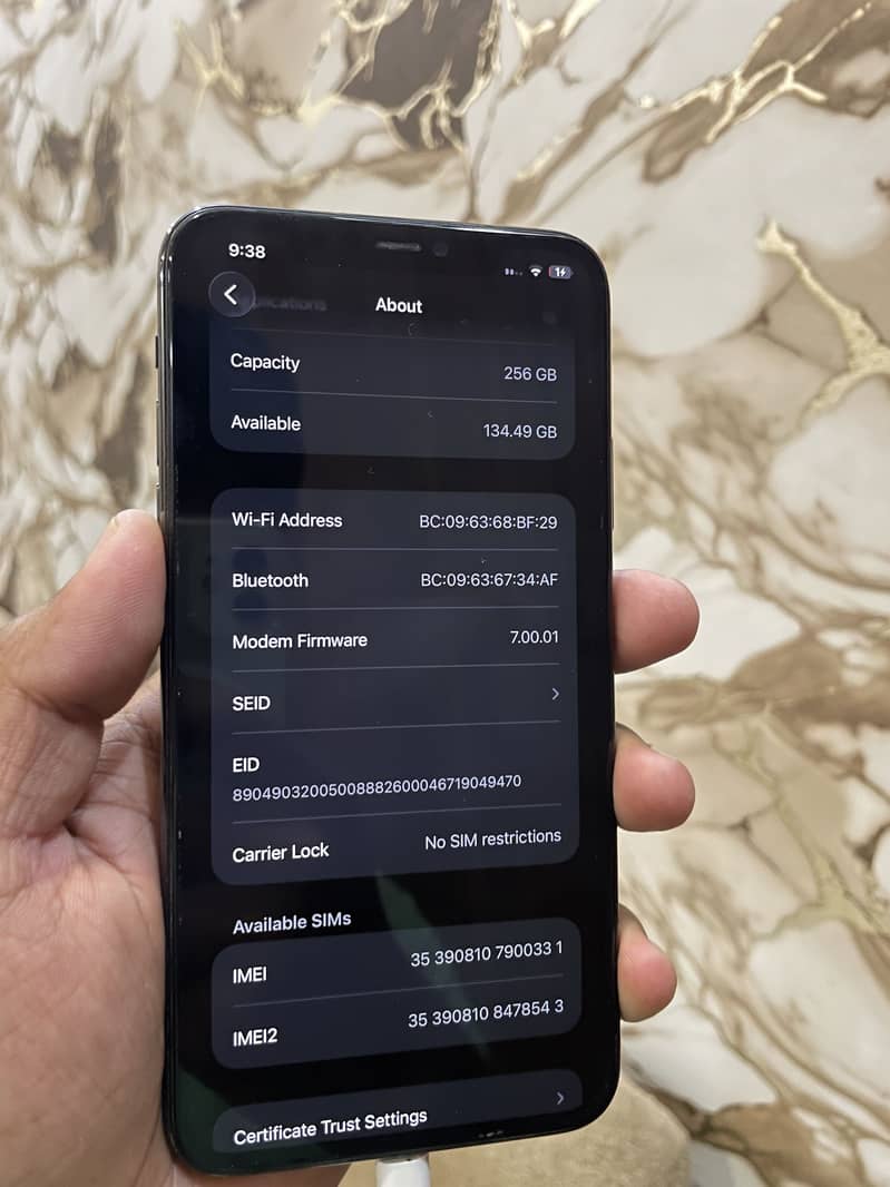Apple iPhone 11 Pro Max 6