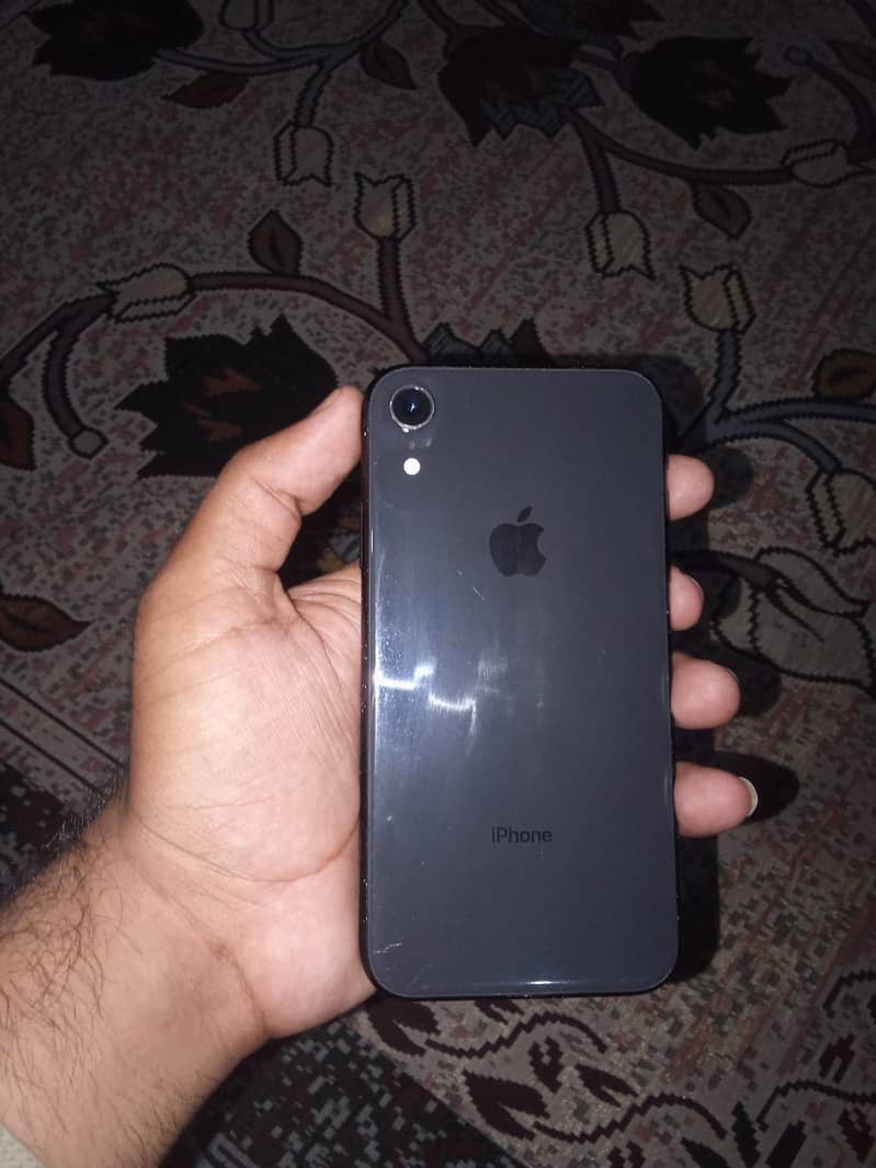 Apple iPhone XR 3