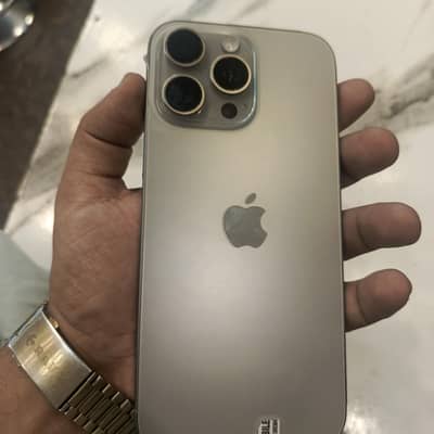 Apple iPhone 16 Pro Max jv