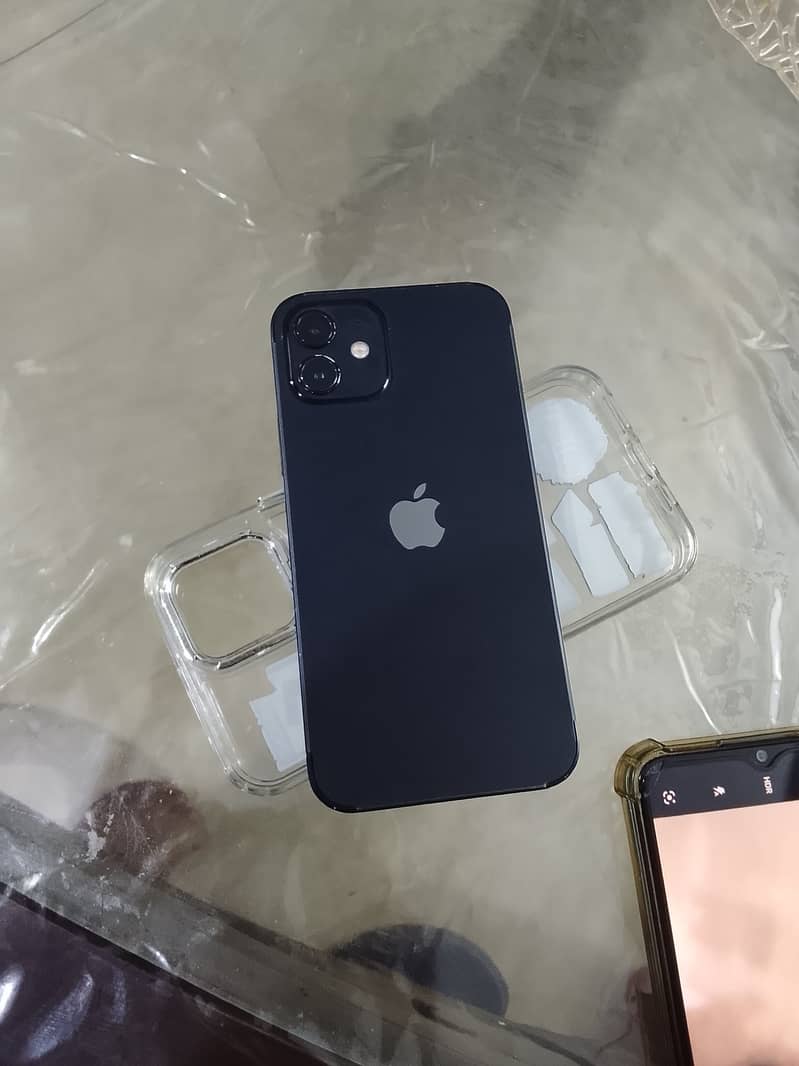 Apple iPhone 12 2