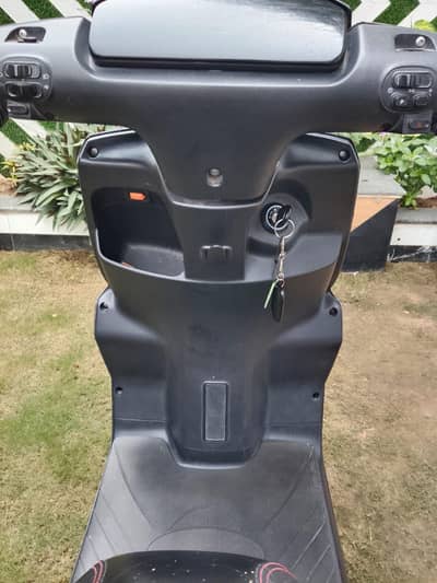new Scotty 1 month warranty left