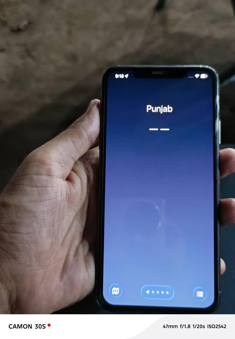 Apple iPhone 11 Pro Max 1