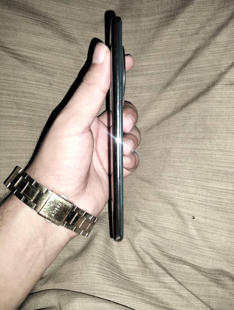 Infinix Zero 40 4