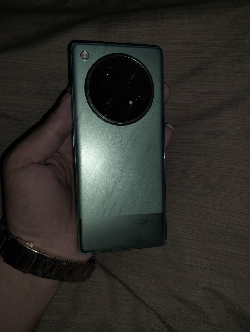 Infinix Zero 40 6