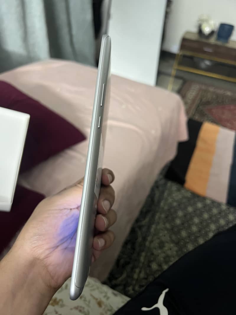 Imported tab excellent condition 4