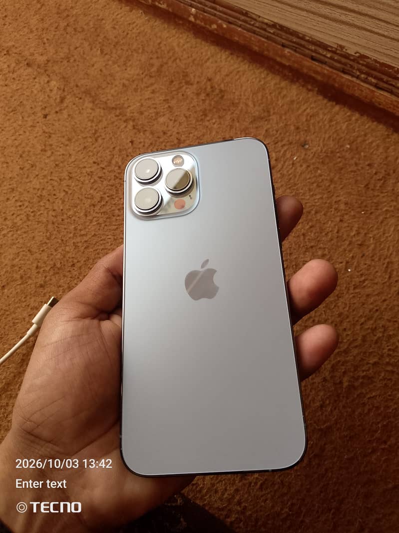Apple iPhone 13 Pro Max 0
