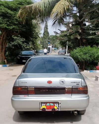 Toyota Corolla GLI 2001