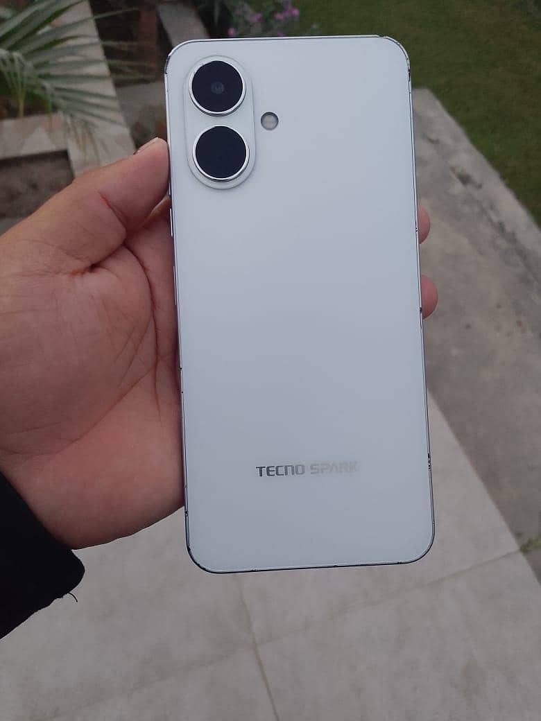 Tecno spark go 2 4