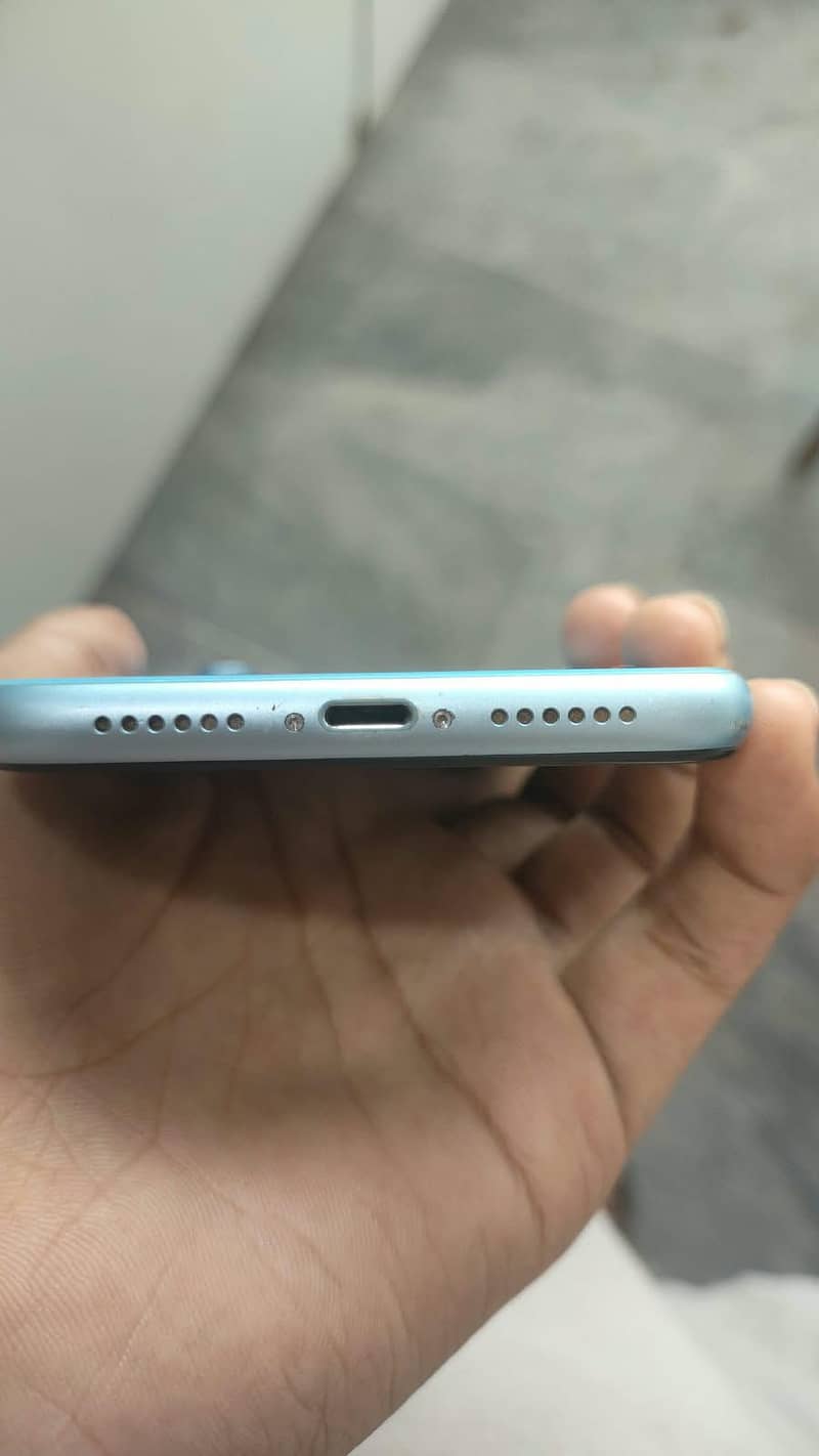 Apple iPhone XR 2
