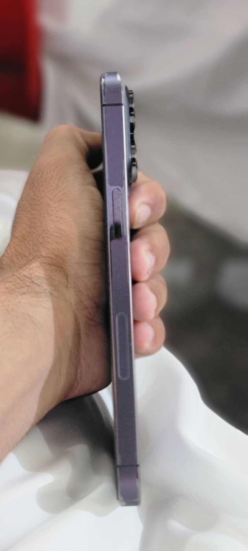 Apple iPhone 14 Pro Max 3