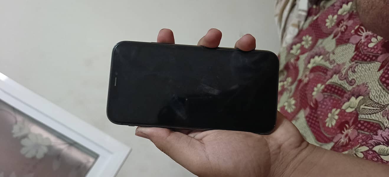 Apple iPhone 11 1