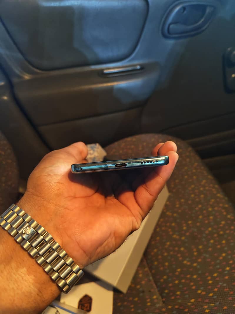 Tecno CAMON 40 4