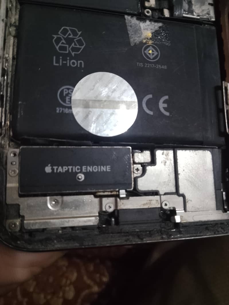 Apple iPhone X 4