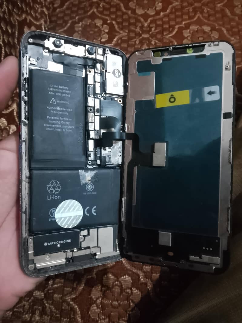 Apple iPhone X 5