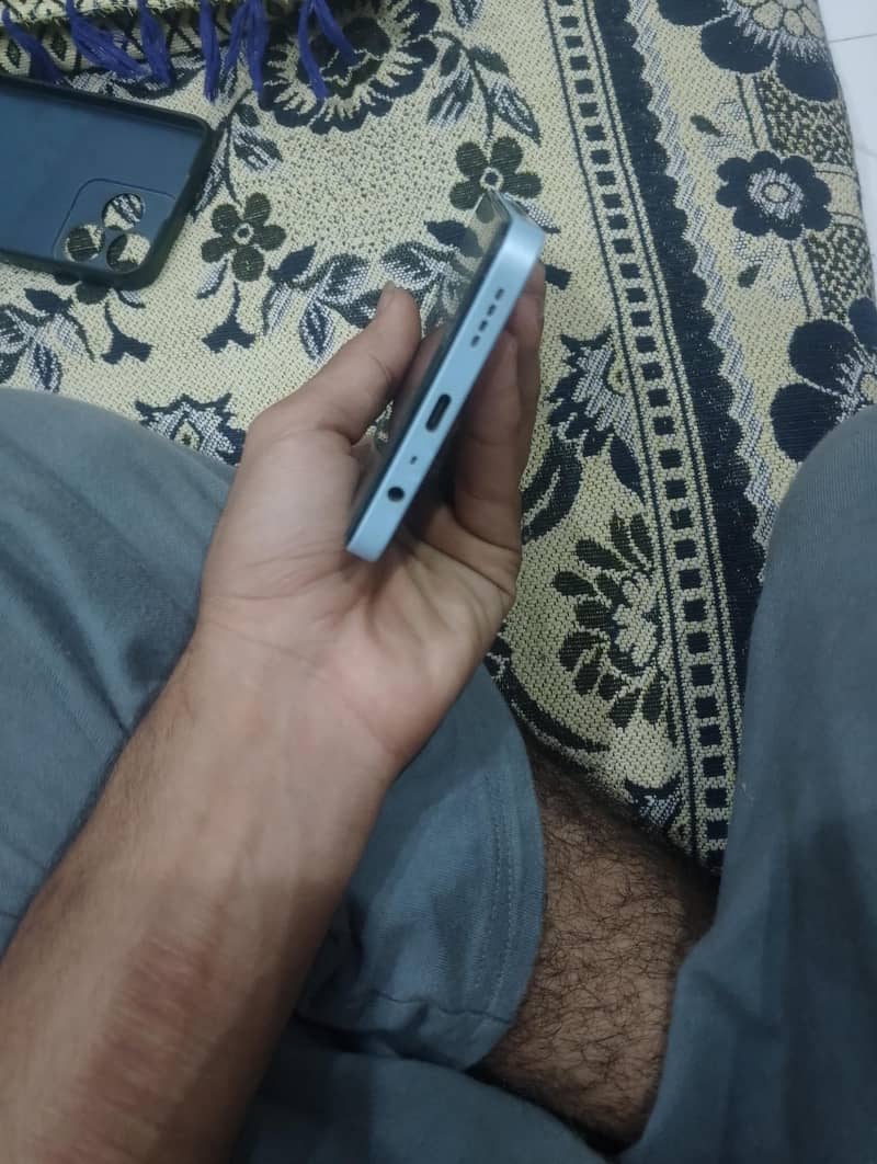 Realme Note 50 4