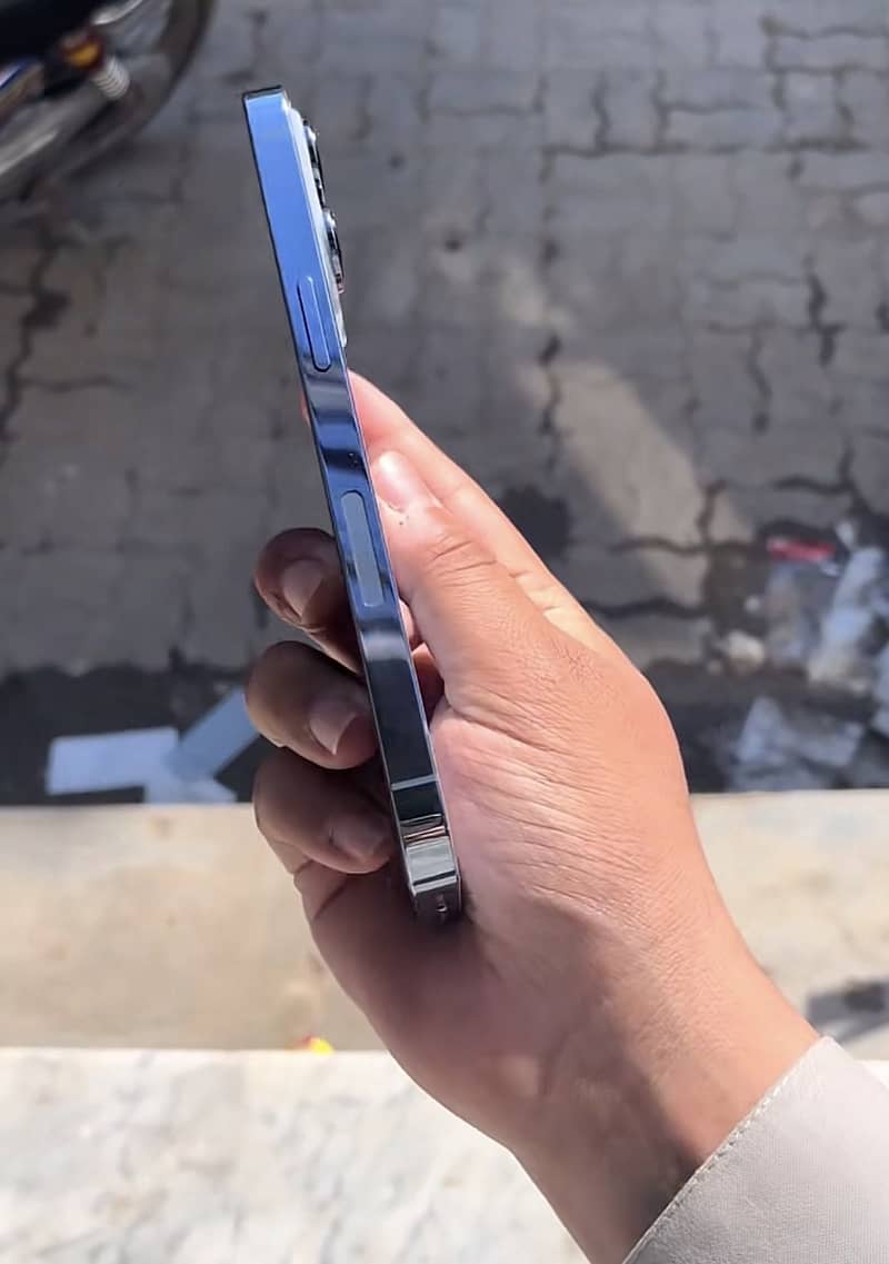 Apple iPhone 13 Pro 5