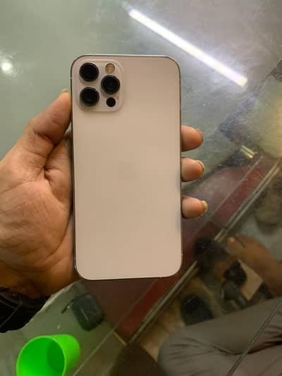 Apple iPhone 12 Pro