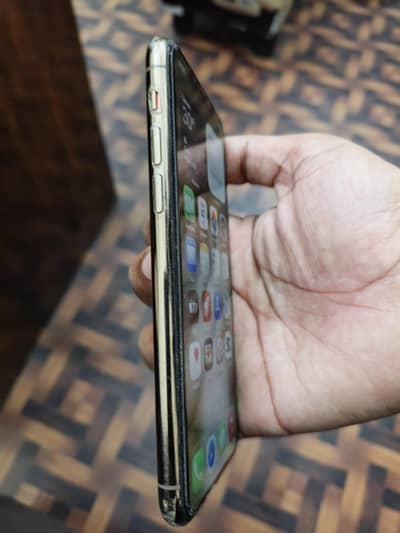 Apple iPhone 11 Pro