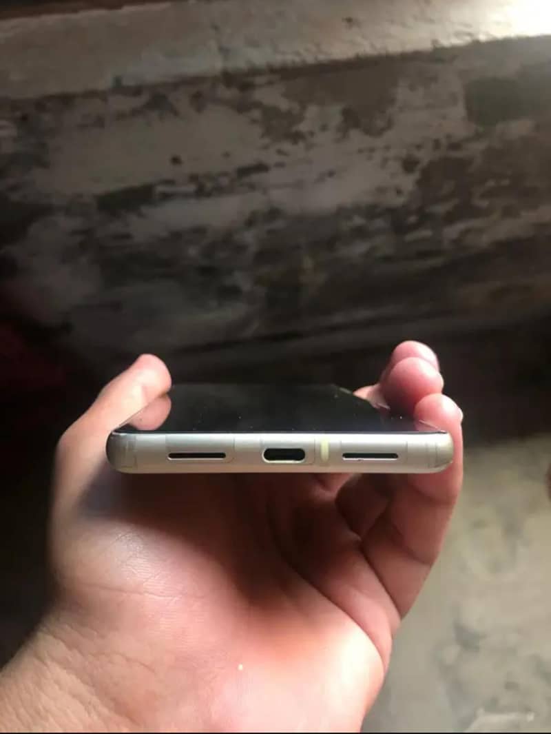 Google Pixel 7 3