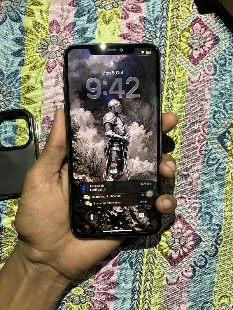 Apple iPhone 11 Pro Max 2