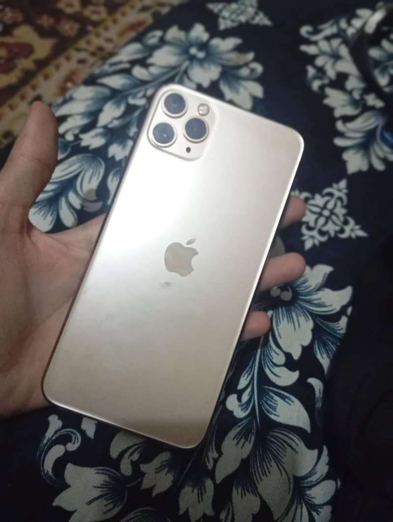 Apple iPhone 11 Pro Max 0