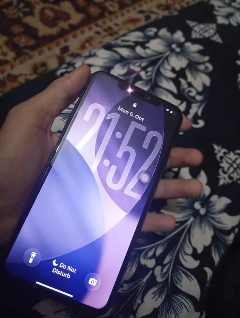 Apple iPhone 11 Pro Max 5
