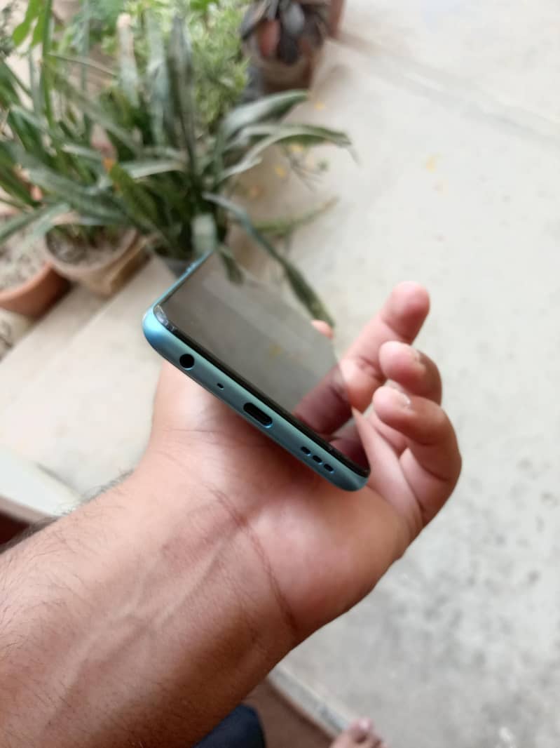 OPPO A76 4