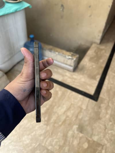 Apple iPhone 13 Pro