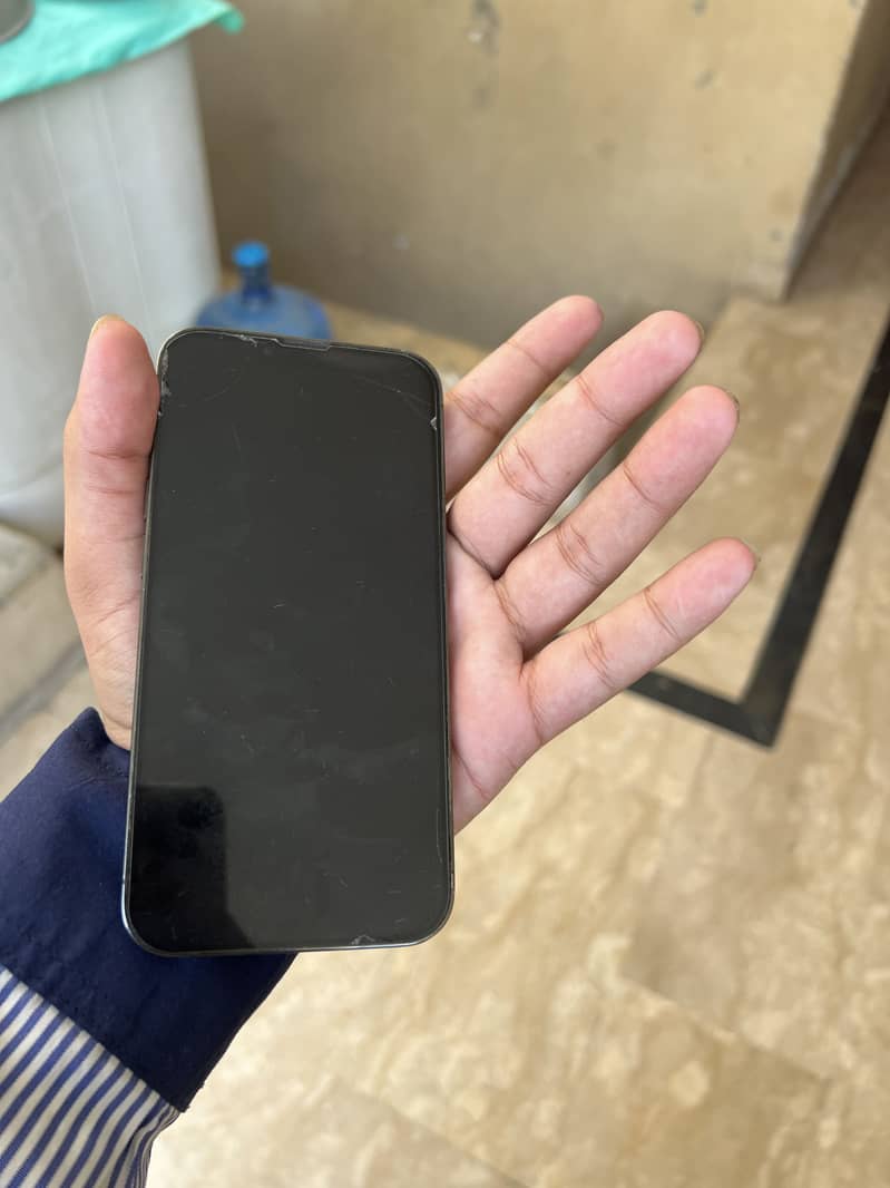 Apple iPhone 13 Pro 4