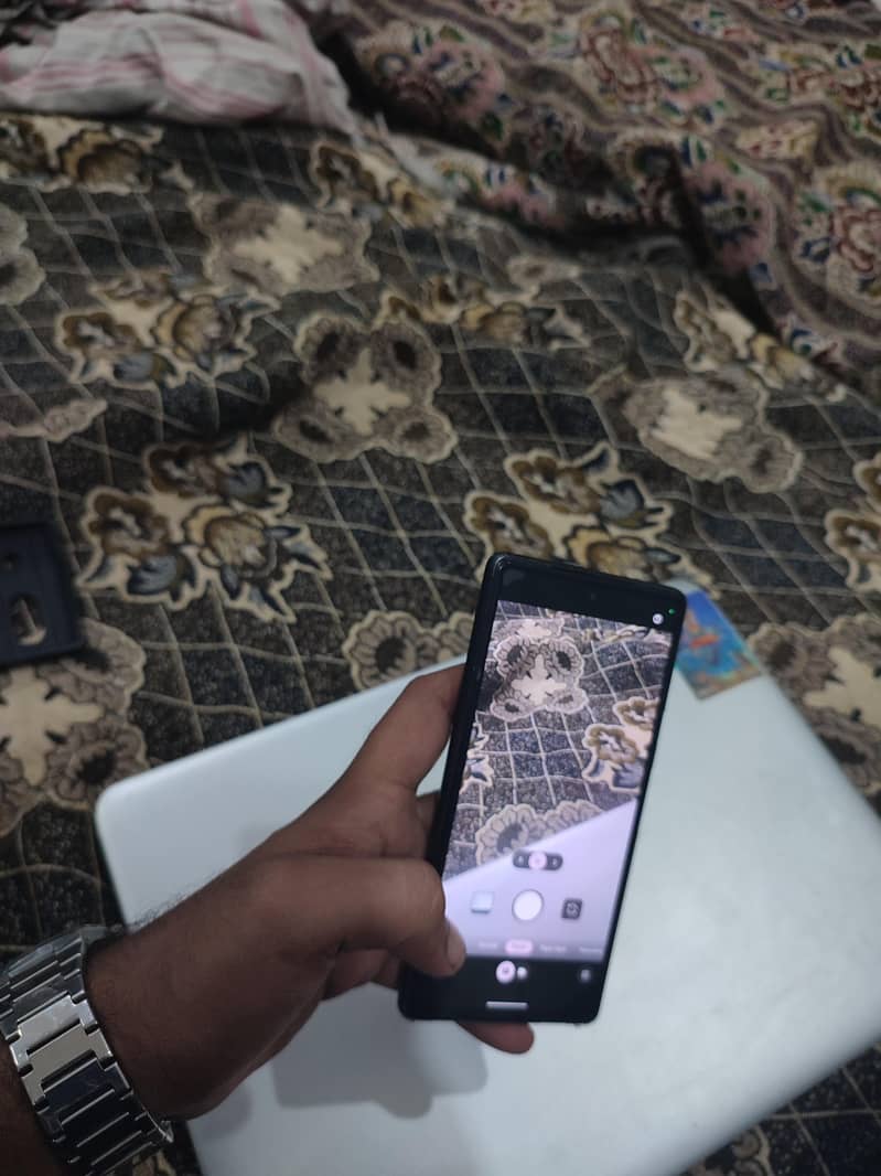 Google Pixel 7a 4