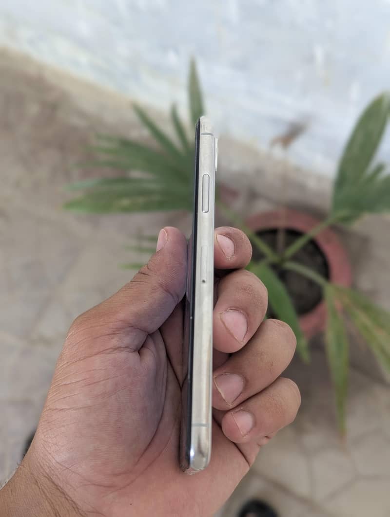 iPhone X 2