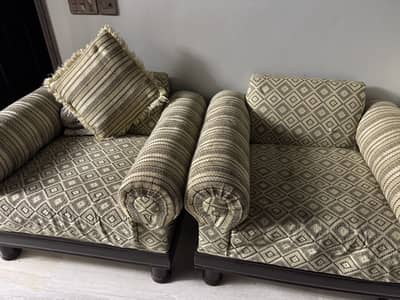 Sofa set