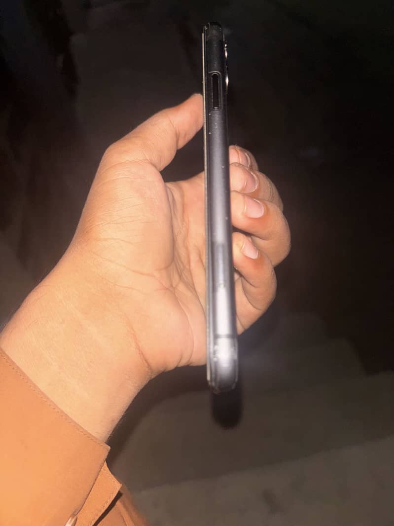 Apple iPhone 11 1