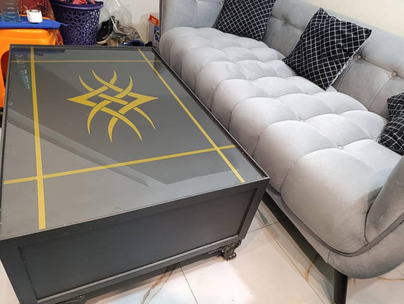 321 seater sofa set with table 3