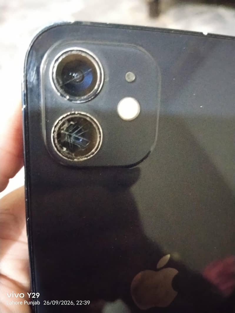 Apple iPhone 12 6