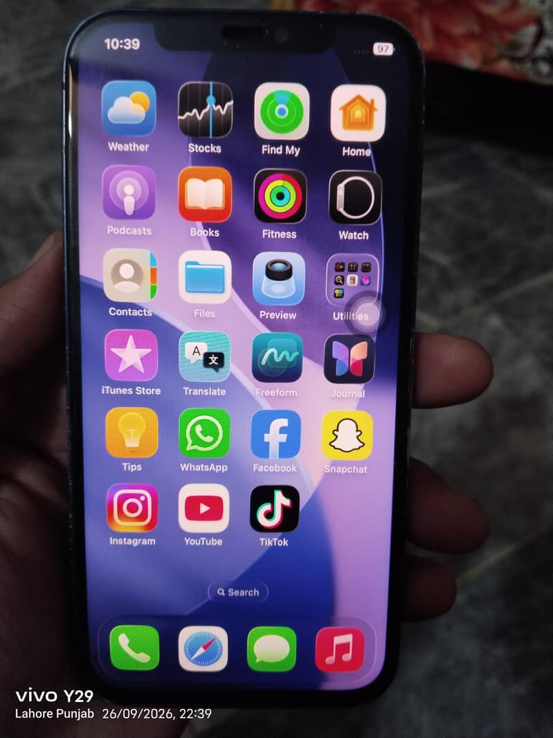 Apple iPhone 12 8