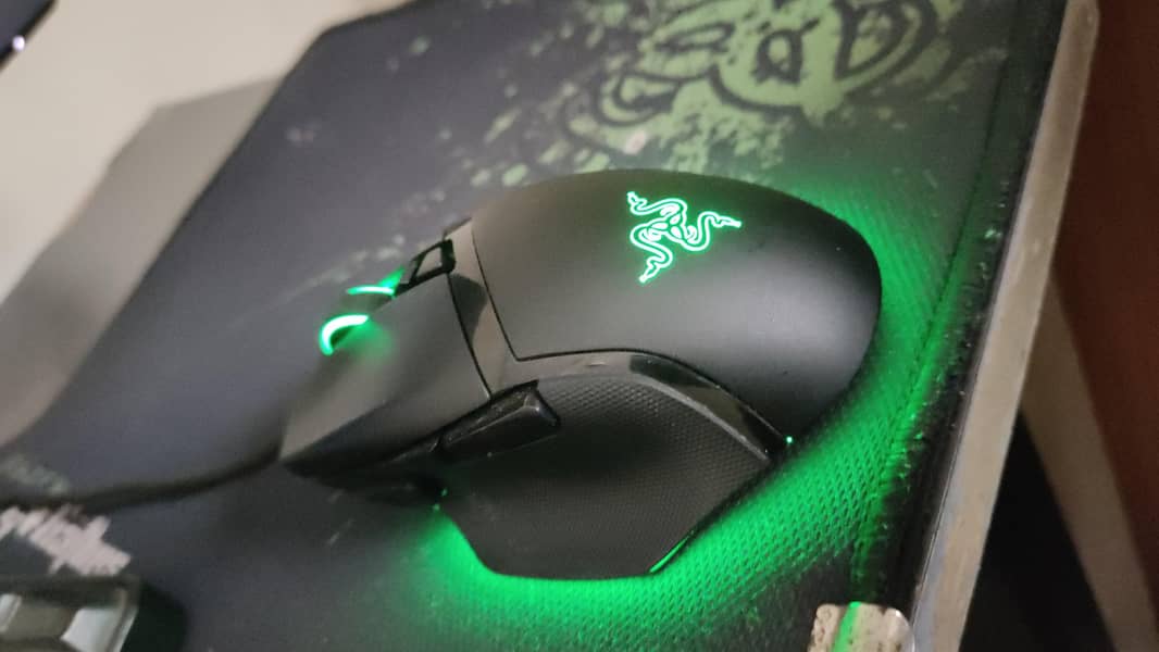 RAZER BASILISK V3 1