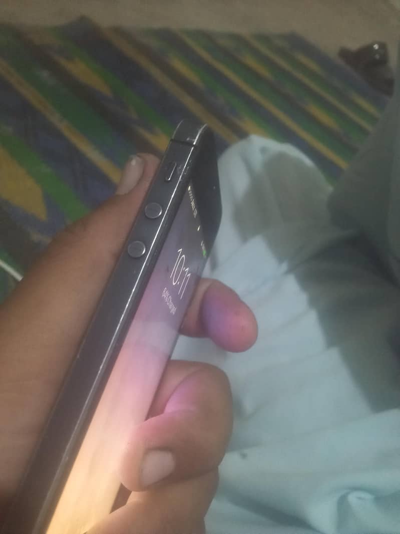 Apple iPhone 5 2
