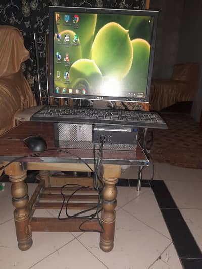 dell optiplex 390 lcd 19 inch good condition  urgent sel