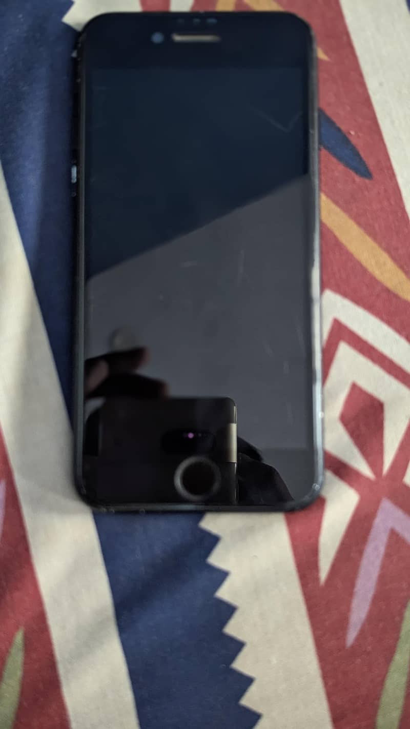 Apple iPhone SE 0