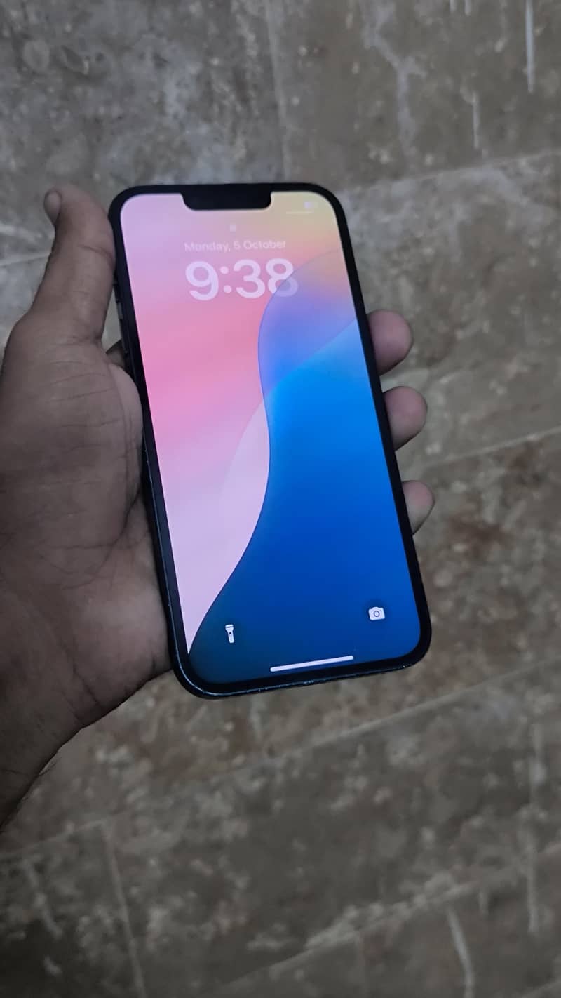Apple iPhone 14 5