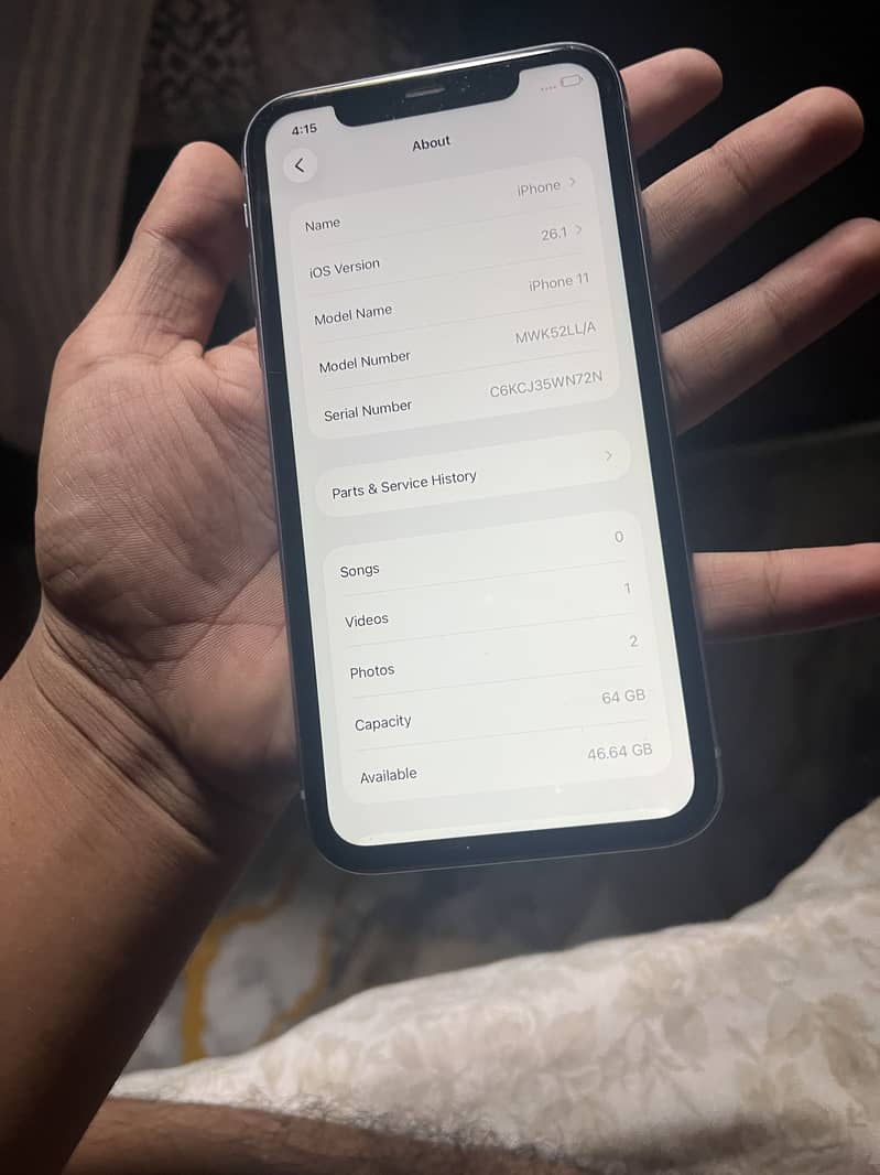 Apple iPhone 11 4