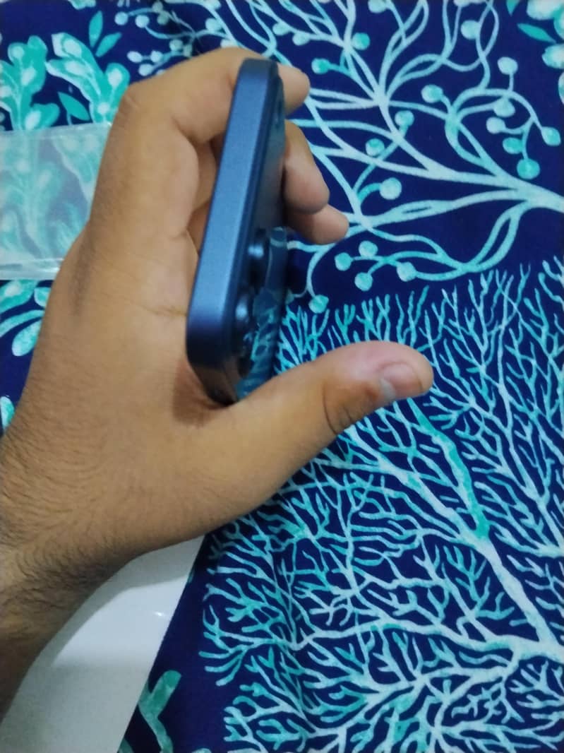 Apple iPhone XR 3