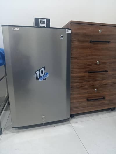 PEL mini Room Refrigerator/ 10 years warranty/ Excellent condition