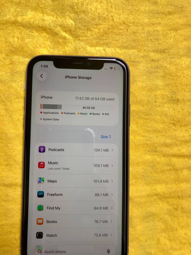 Apple iPhone 11 8